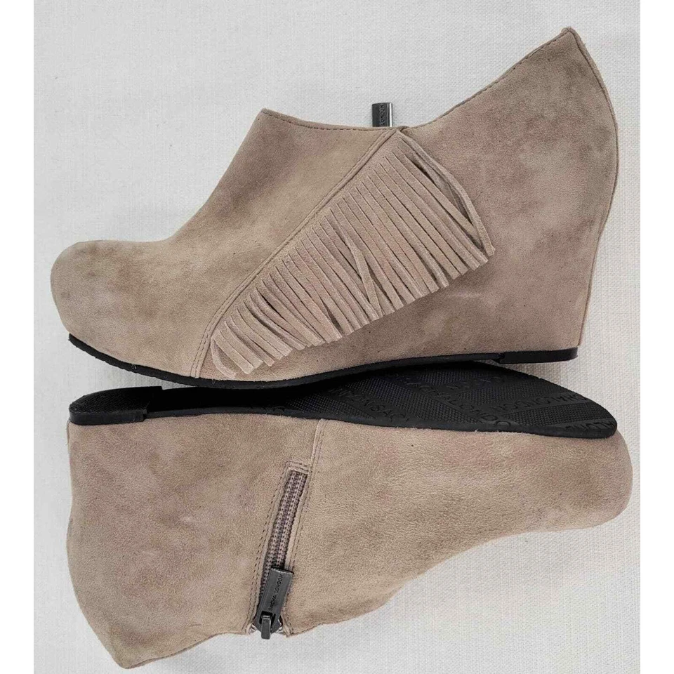 Botín de cuña de gamuza Sacha London Vivian con flecos en el tacón marrón tostado para mujer talla 6 Foto 3 de 4