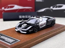 Finclassically 1:64 Police Enzo Racing Sports Model Diecast Metal Car