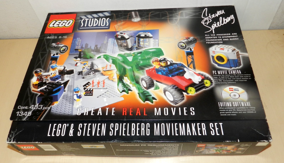 LEGO STUDIOS STEVEN SPIELBERG MOVIEMAKER SET NEW SEALED #1349 YEAR 2000