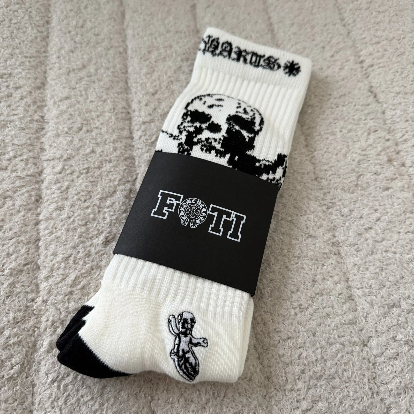 Size Medium Chrome Hearts Foti Socks ' Black and White ' | Cotton
