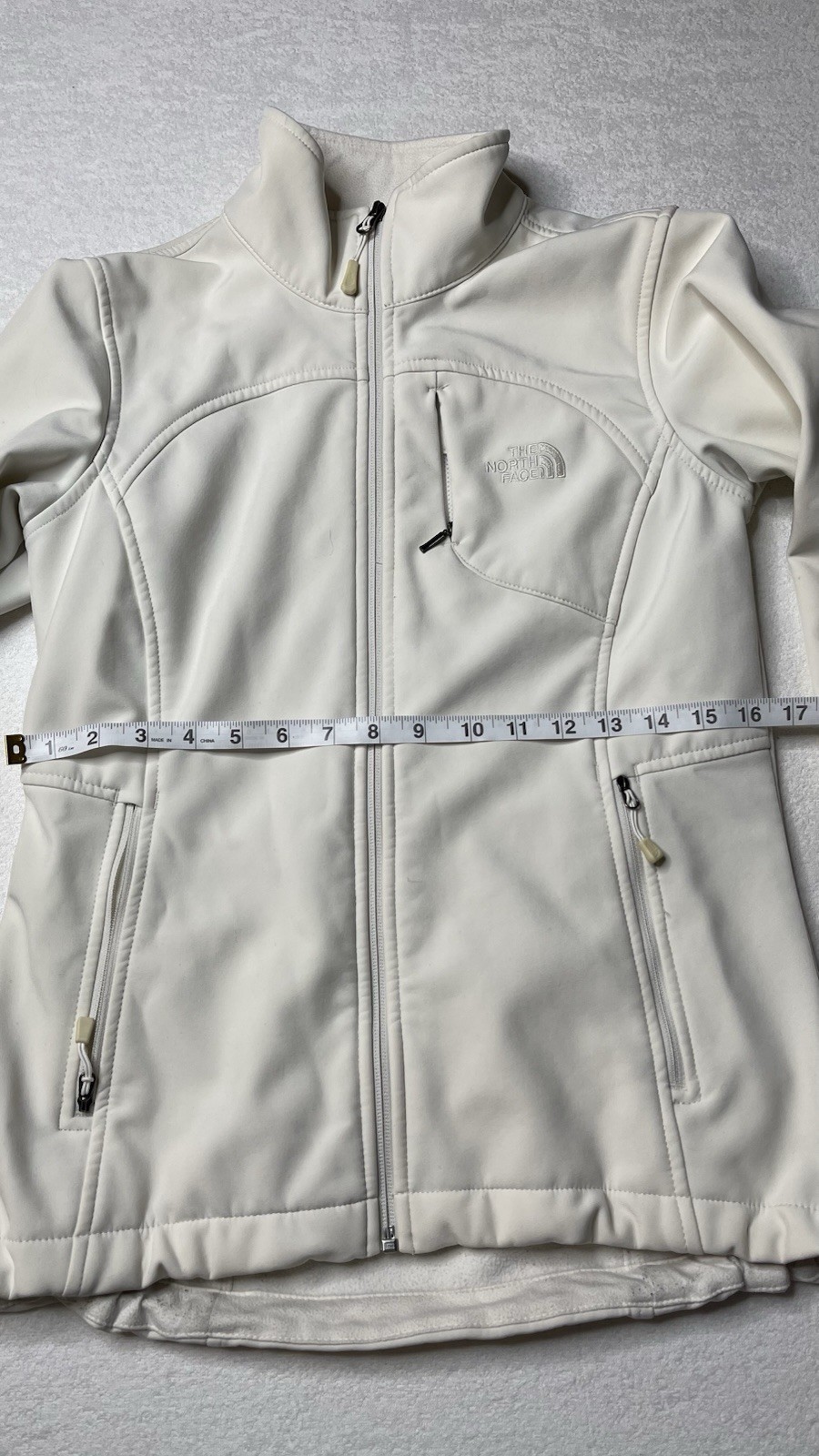 Northface Soft shell Jacket White color Size smal… - image 9