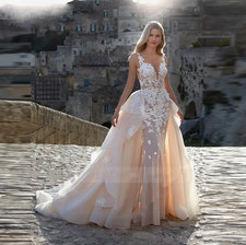 Champagne V-Neck Mermaid Wedding Dresses Sweetheart Mopping Length Lace Flowers