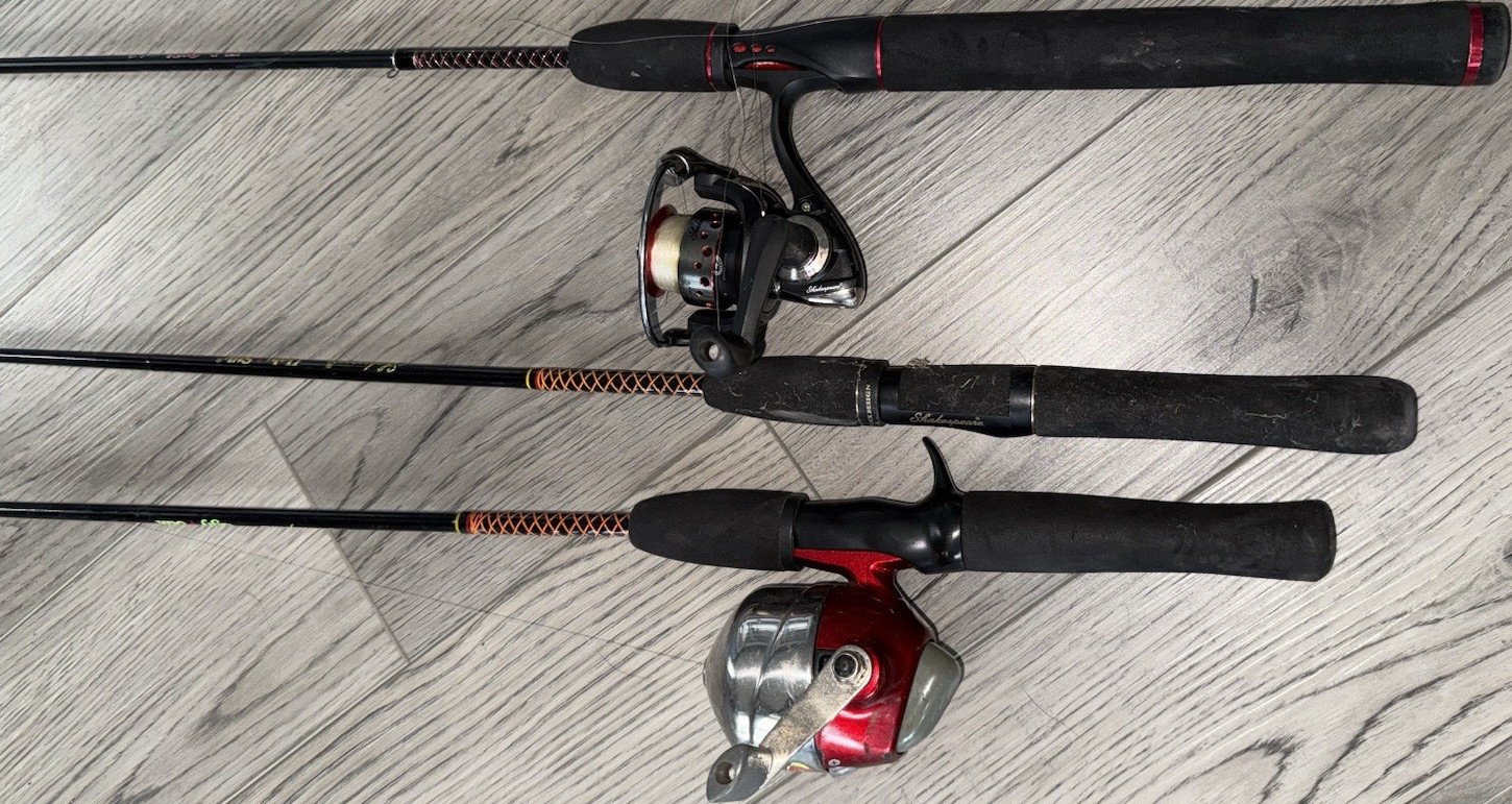 Fishing poles Shakespeare Ugly Stik 7 ft Ultralight Rod & Spinning Reel Combo