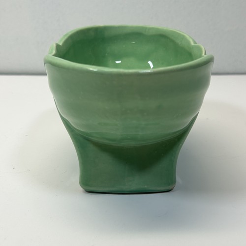 Vintage Mid Century Green Ceramic Pottery Planter Art Deco MCM Cottage Farmhouse - Picture 4 of 6