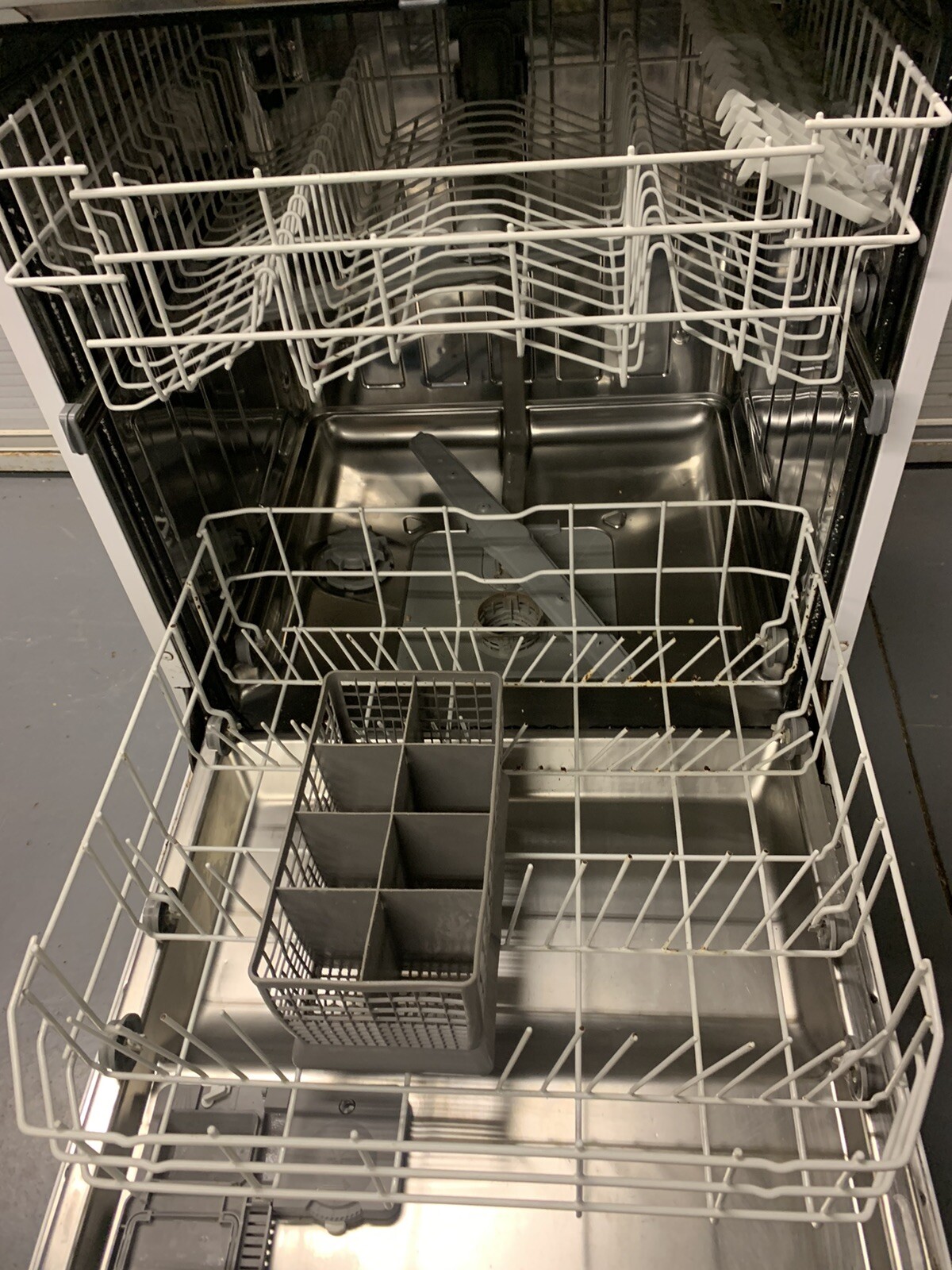 Hotpoint FullSize Dishwasher, Model HJA8630. Integrated Model.. eBay