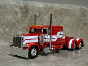 peterbilt diecast semi trucks