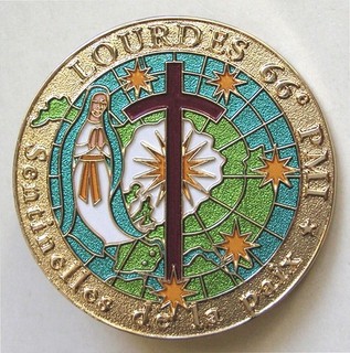 INSIGNE du 66e PELERINAGE MILITAIRE INTERNATIONAL de LOURDES PMI 2026