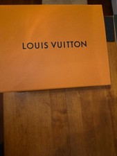 Authentic LOUIS VUITTON XL Gift Box Magnetic (20"×16"×7")