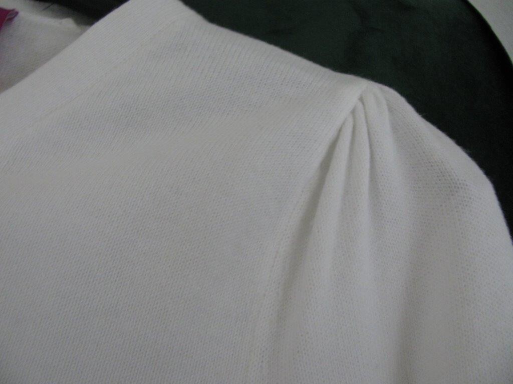 Picture 2 of 19