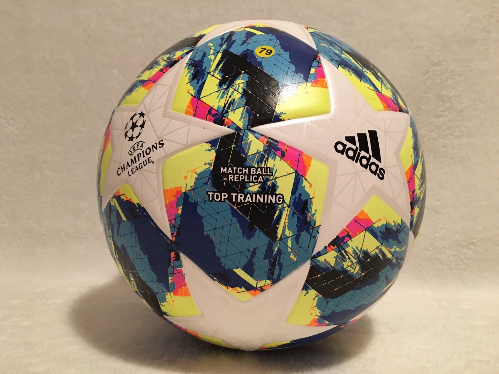 adidas 2018 uefa champions league finale top training soccer ball