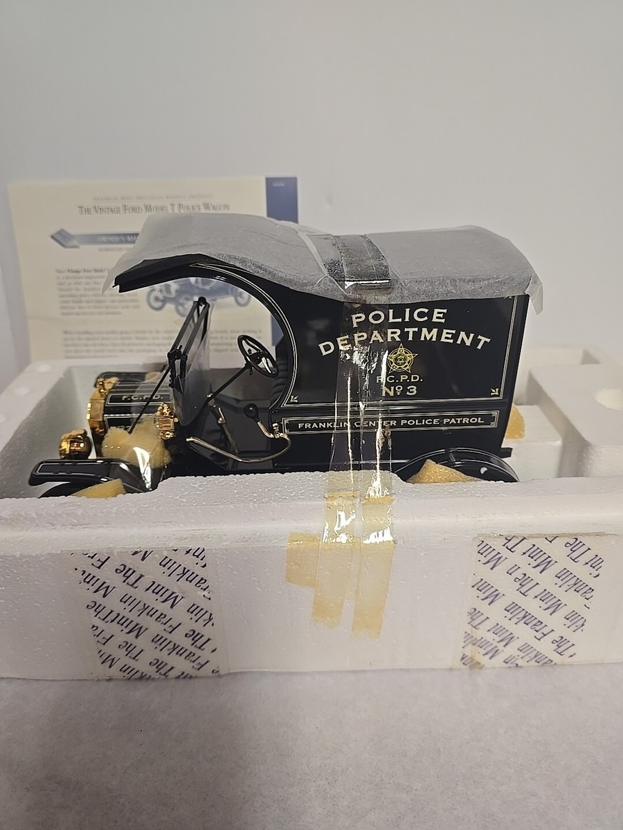 Vintage Franklin Mint FORD Model T Police Wagon Truck ***NEW