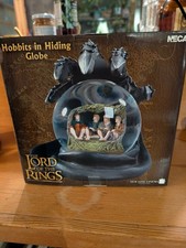 NECA Lord of The Rings Hobbits In Hiding Globe with Box EXCELLENT CONDITION