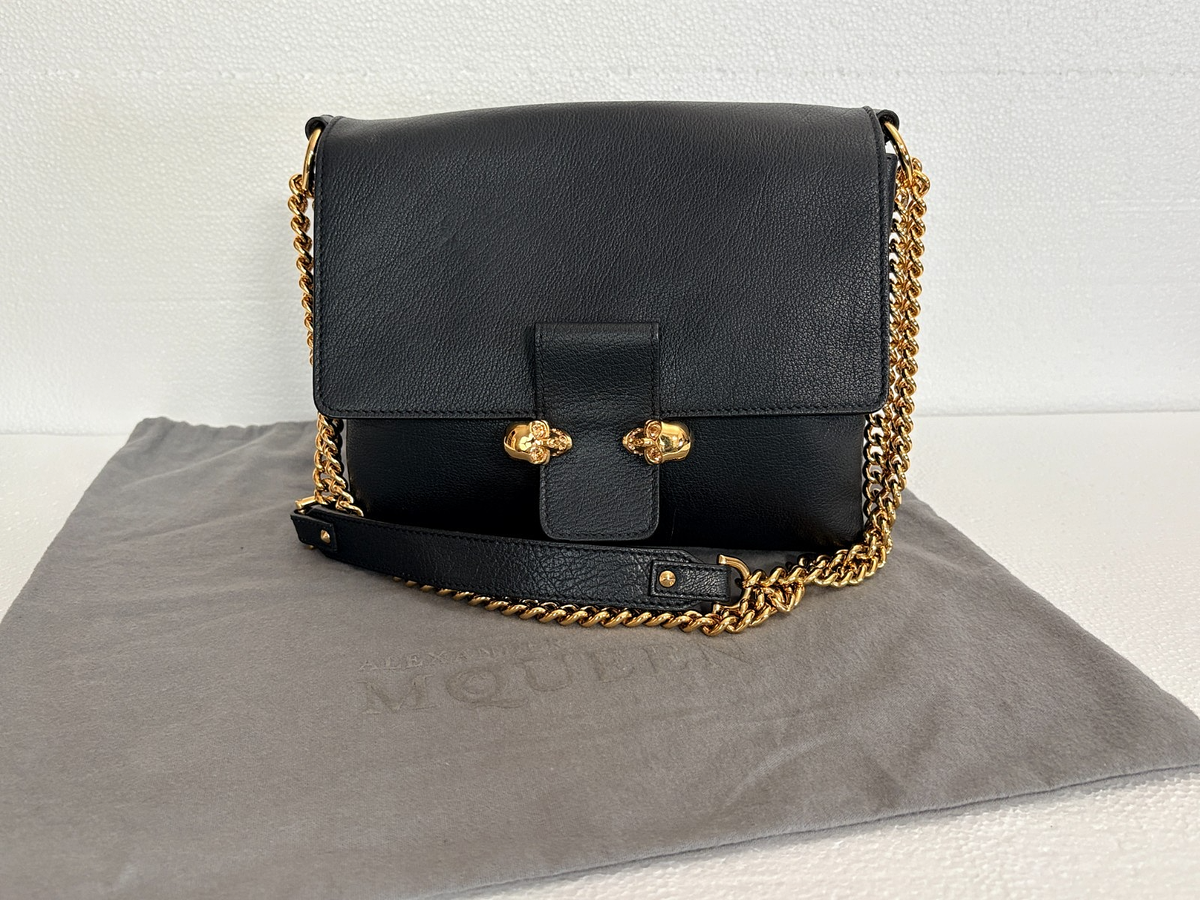 Alexander McQueen スカルパターンショルダーバッグ Alexander McQueen Double Skull Purse Crossbody/Shoulder/Clutch