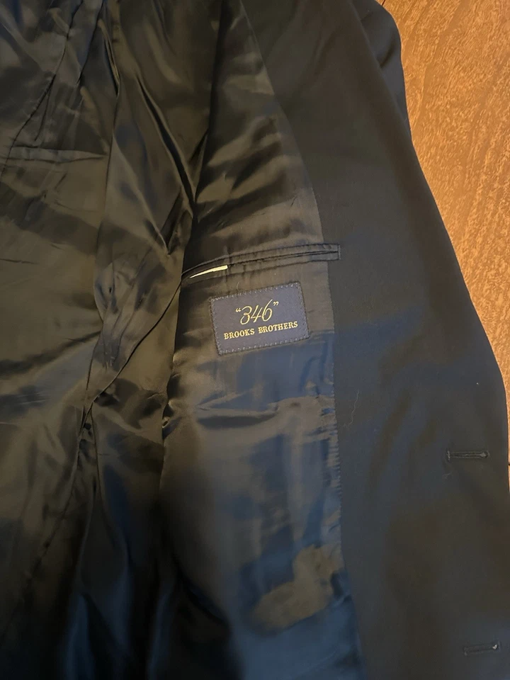 Brooks Brothers 346 Men’s Navy Blazer 42R – Wool Gold Buttons Tailored Fit - Image 4 of 4