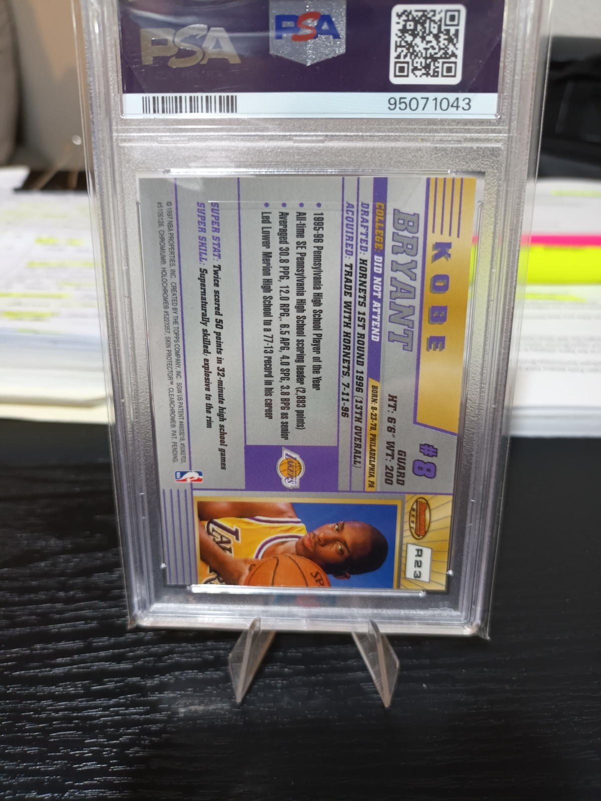 1996 Bowman’s Best Kobe Bryant #R23 RC PSA 8 Near Mint - Mint 🔥🔥 view 2