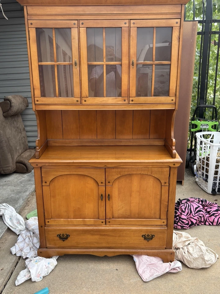 Hutch Dixie Mid Century Foto 3 de 3