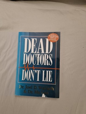 Dead Doctors Don't Lie by Not Available (Trade Paperback)