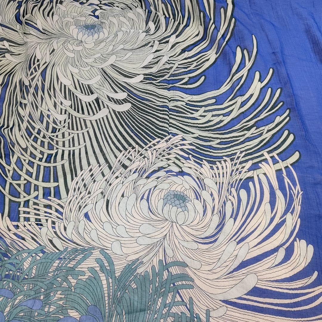 GUCCI Large Silk Rayon Scarf with Floral Pattern, 118cm x 125cm thumbnail 6