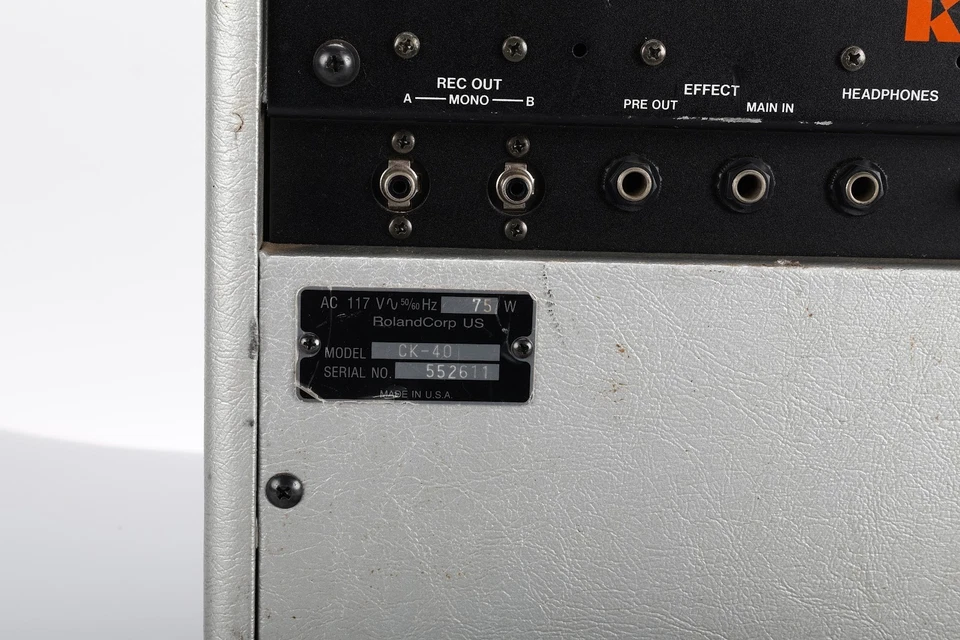 Roland CK-40 Cube-40 Keyboard 75 Watt Keyboard Amplifier - Fair Condition - Image 2 of 4