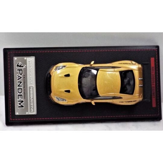 ignition model IG1744 1/64 PANDEM R35 GT-R Gold Japan limited New