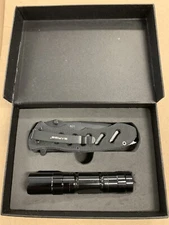 Sarge SK-801 Single Combination Blade Pocket Knife and Flashlight