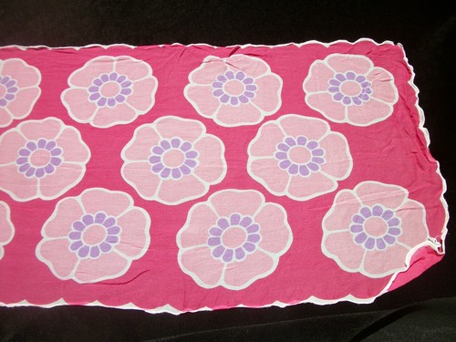 1970s Flowers Scarf Pink & Purple All Rayon Made in Japan Vintage Fashion SC26 - Picture 4 of 10