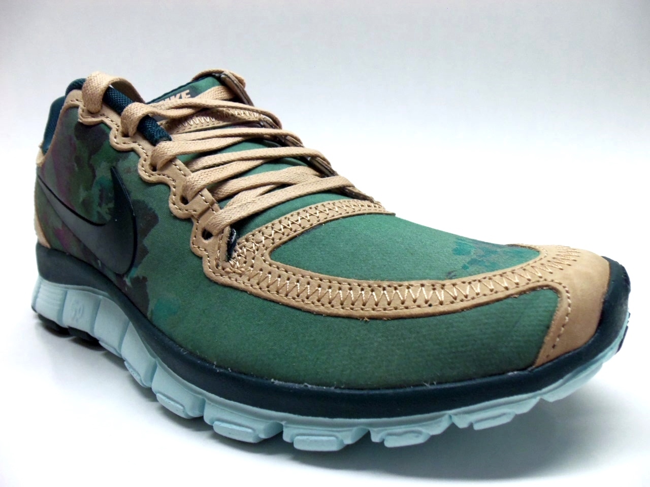 NIKE FREE 5.0 LIB LIB LIB DENISE EVA LIBERTY OF LONDON SIZE WOMEN'S 8 28efdb NIKE FREE 5.0 LIB LIB LIB DENISE EVA LIBERTY OF LONDON SIZE WOMEN'S 8 28efdb