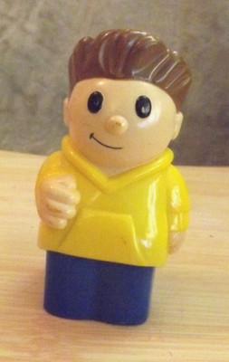 ONE MEGA  BLOKS BLOCKS YOUNG BOY FIGURE IN GREAT PREOWNED CONDITION