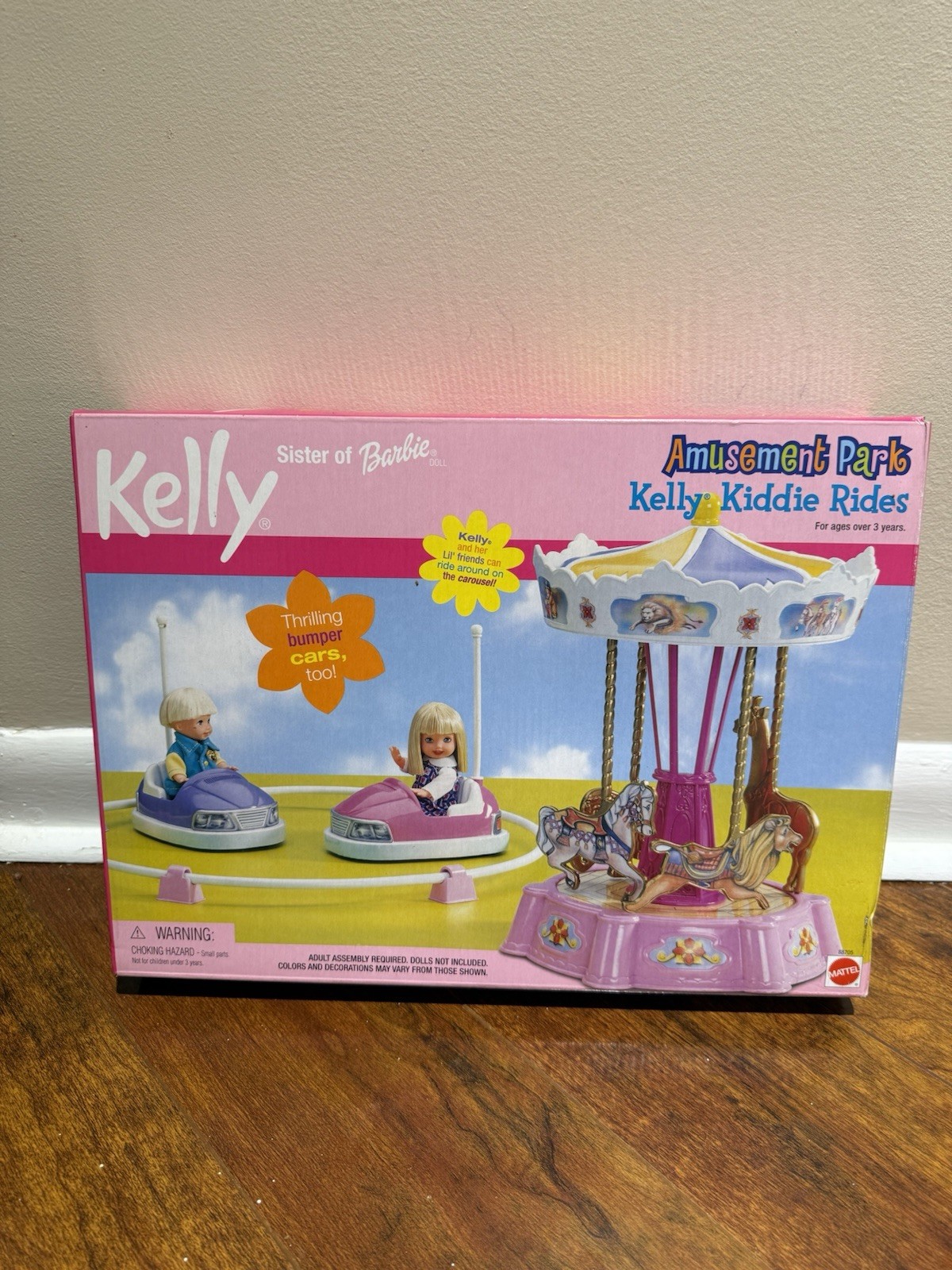 Barbie Kelly Vintage 2000 Amusement Park Kiddie Rides Carousel Bumper Cars NEW