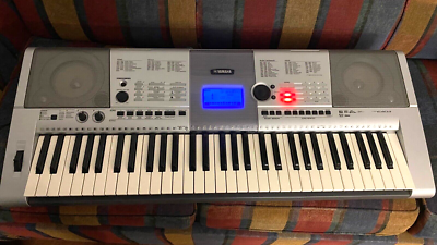 Yamaha PSR E-403 Tested Working Keyboard With Power Cord 61 Keys