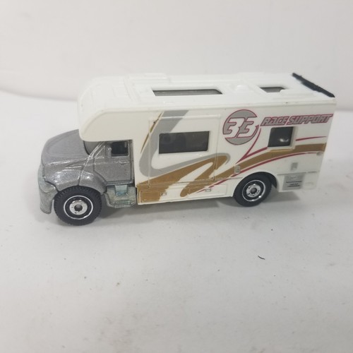2008 MATCHBOX MOTOR HOME #33 RACE SUPPORT SILVER 7 WHITE 1:64 DIECAST 3" TRUCK