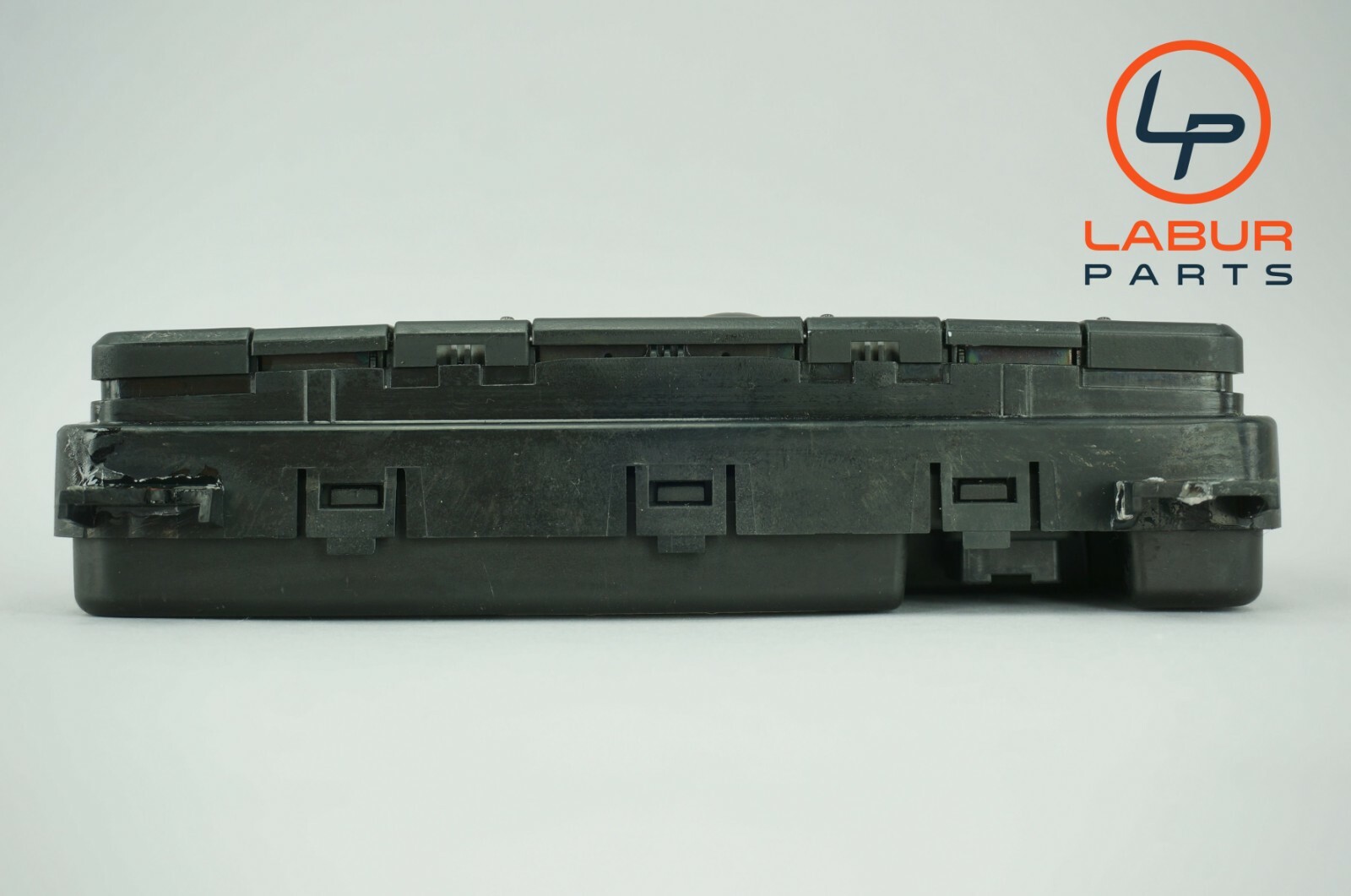 Maserati Quattroporte 2003-2012 Climate control panel
