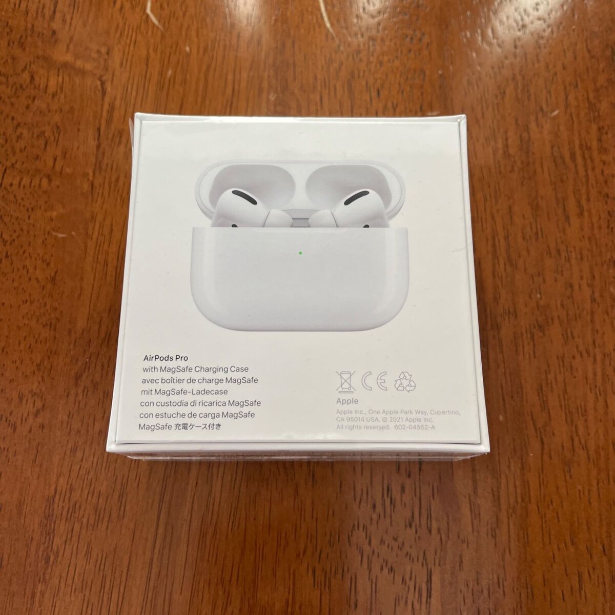 Apple AirPods Pro with MagSafe Charging Case - BRAND NEW in Sealed Box!