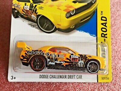 ERROR - 2019 Hot Wheels Dodge Challenger Drift Car (RARE ERROR) WRONG CAR  in Pak