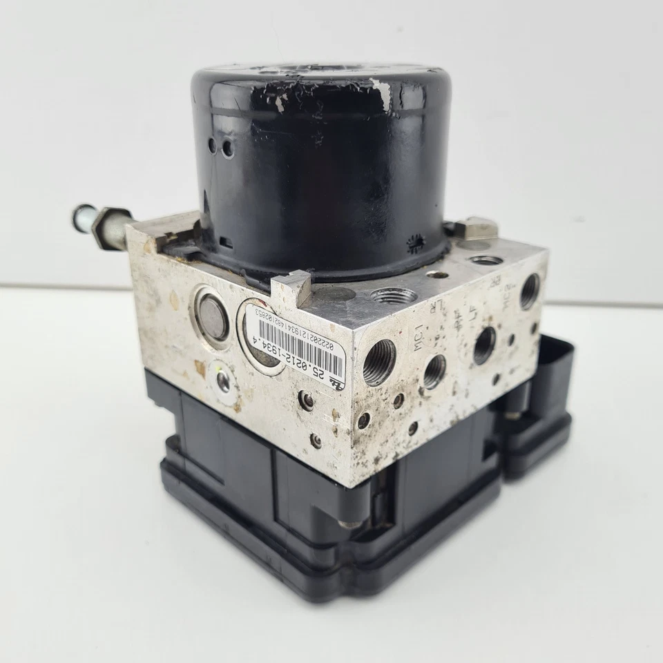 Holden Captiva 5 CG ABS Pump Control Module 01/2011-06/2018 95196736 - image 3 of 4