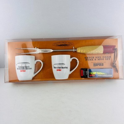 Vtg NRFB Teton Grill Co & Rapala Lure Catch & Cook Barbeque Fork & Mug Set