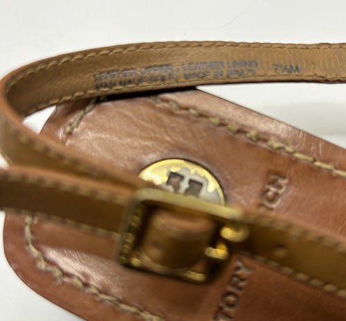 TORY BURCH sandalo in pelle marrone con zeppa perizoma scarpa piatta misura 7 1/2 M - Foto 7 di 10