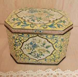 Daher Tin Made In England | eBay