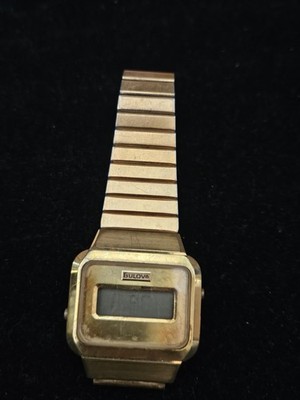 Vintage 1970's Bulova N7 Quartz Swiss Digital Watch For Parts Or Repair