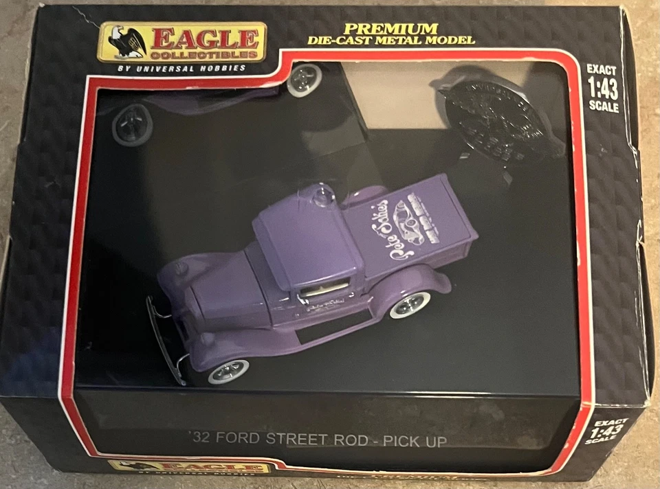 Recogida Ford Street Rod 32 púrpura fundido a presión Eagle Collectibles 1:43 Foto 2 de 4