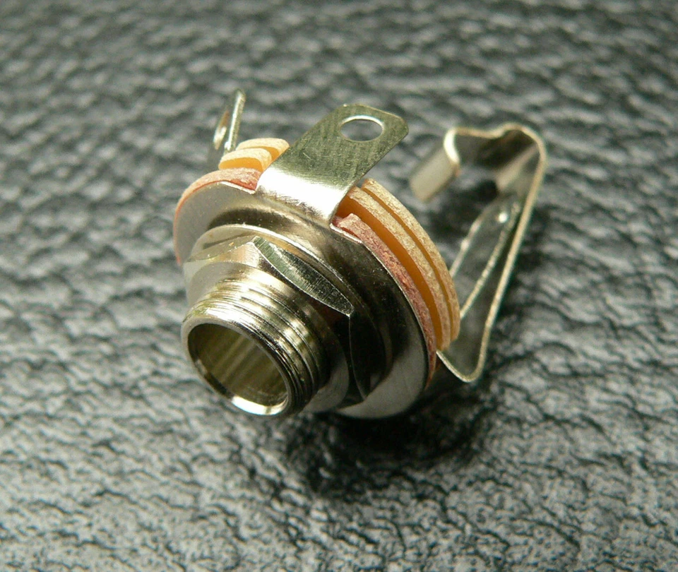 1/4" switched tip Chassis Jack Socket for Fender Tweed Guitar Amplifier Speaker - Image 1 of 1