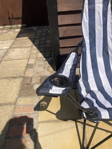 Bronte blau & weiß gestreift klappbar Garten Camping Angeln Stuhl mit Tasche - Bild 2 von 6