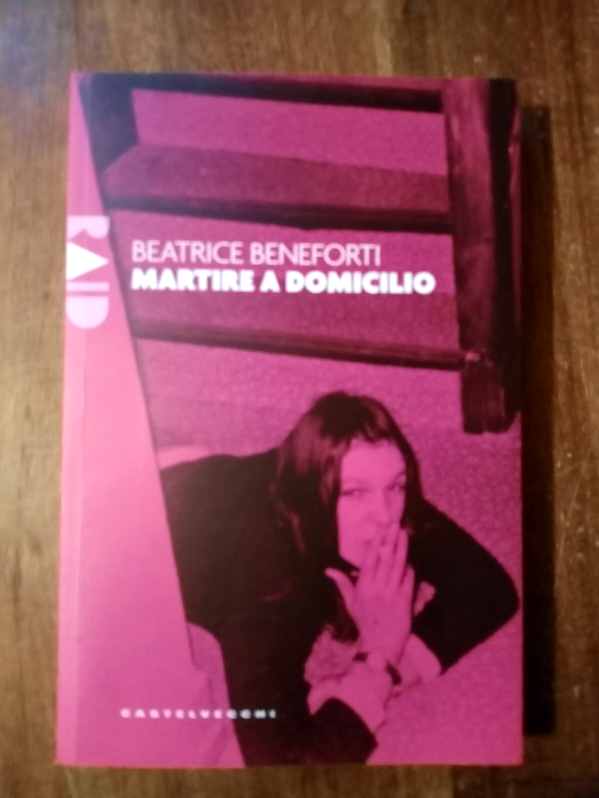 Beatrice Beneforti Martire a domicilio Castelvecchi, 2025