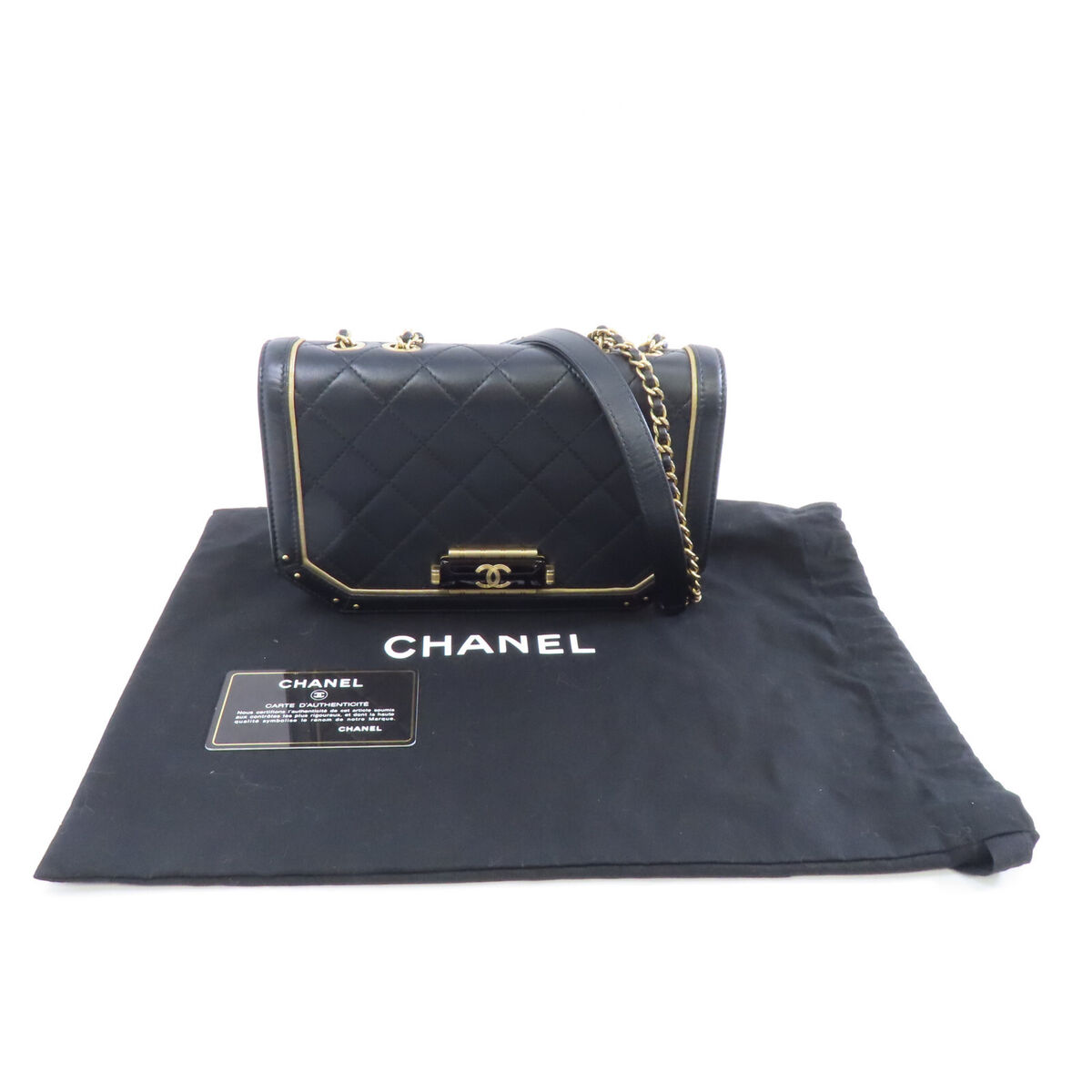 CHANEL Quilted CC GHW Chain Shoulder Bag Lambskin Leather CHANEL Quilted CC GHW Chain Shoulder Bag Lambskin Leather