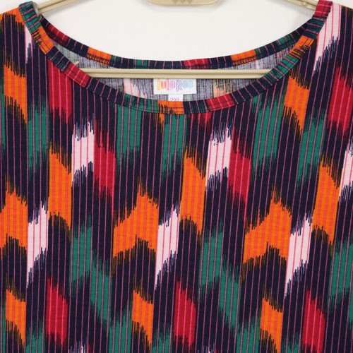 LuLaRoe Irma Womens Tunic Top Shirt T-Shirt Size 2XL Blue Green Red Orange USA - Picture 5 of 10