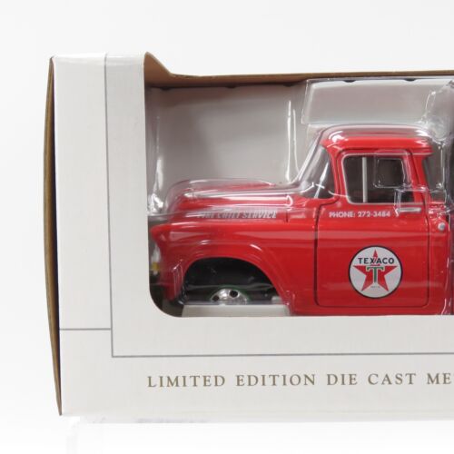 SpecCast 1957 Texaco Chevy Tow Truck Die Cast Coin Bank - Picture 3 of 11