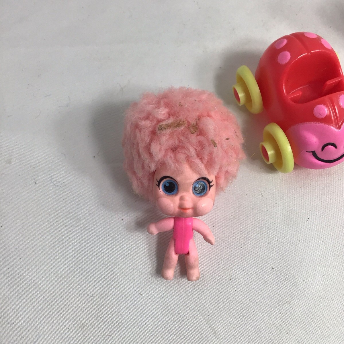 Vintage Mattel Upsy Downsy TICKLE PINKLE Doll car/Bugabout stop  display picture 1