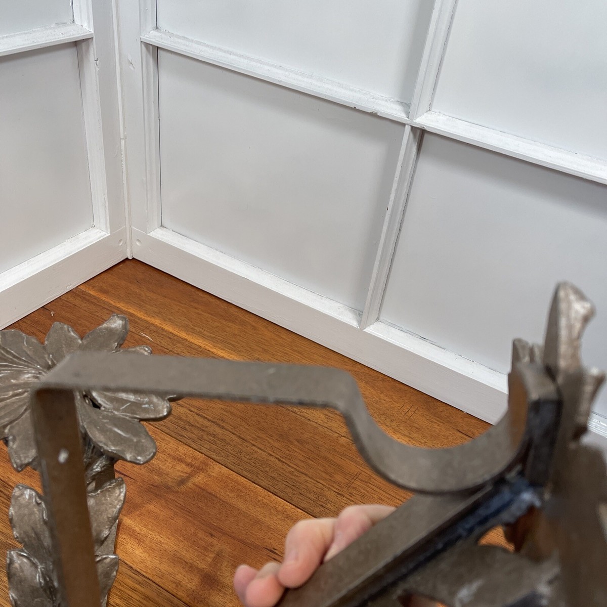 Aggregate 154+ decorative closet rod brackets seven.edu.vn