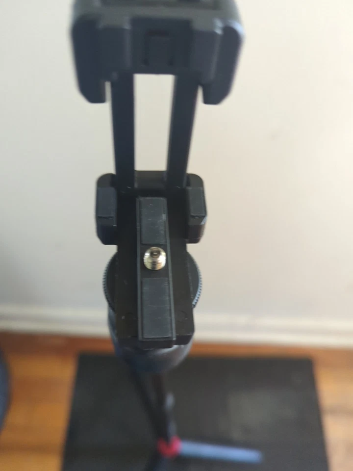 Ulanzi MT-11 Multifunctional Octopus Tripod, New condition - Image 4 of 4