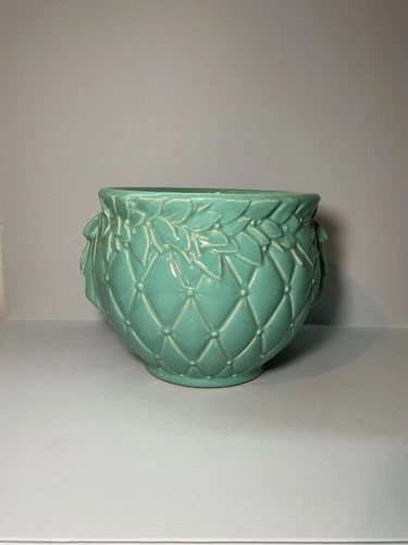 Vintage 1936 Large McCoy Diamond Quilted Leaf & Berries Seafoam Green Jardiniere
